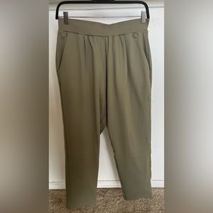 Forever 21 straight leg athletic pant